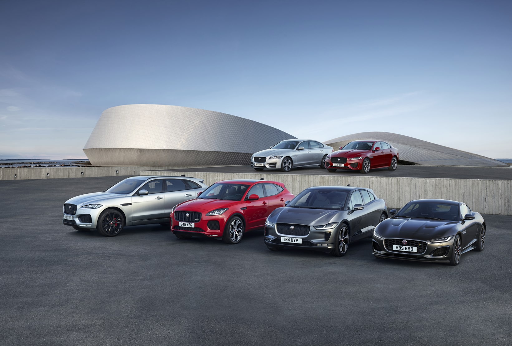JAGUAR LAND ROVER REINVENTA EL FUTURO DEL LUJO MODERNO