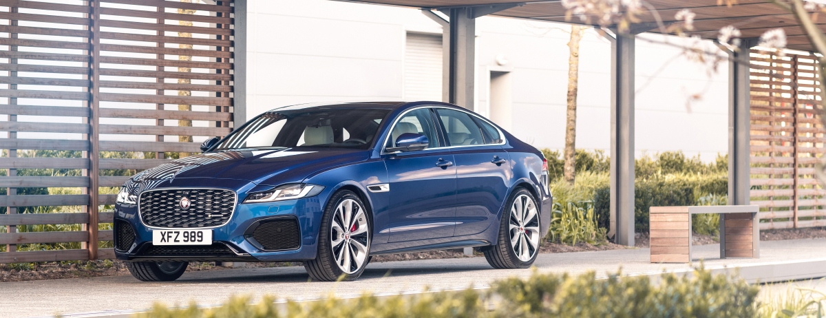 NUEVO JAGUAR XF: BONITO, LUJOSO Y CONECTADO